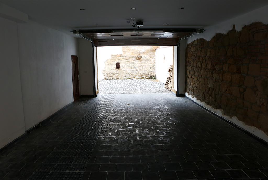 פלזן Apartments & Suites Zluta Hruska מראה חיצוני תמונה