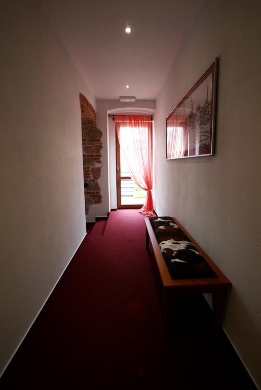 פלזן Apartments & Suites Zluta Hruska מראה חיצוני תמונה